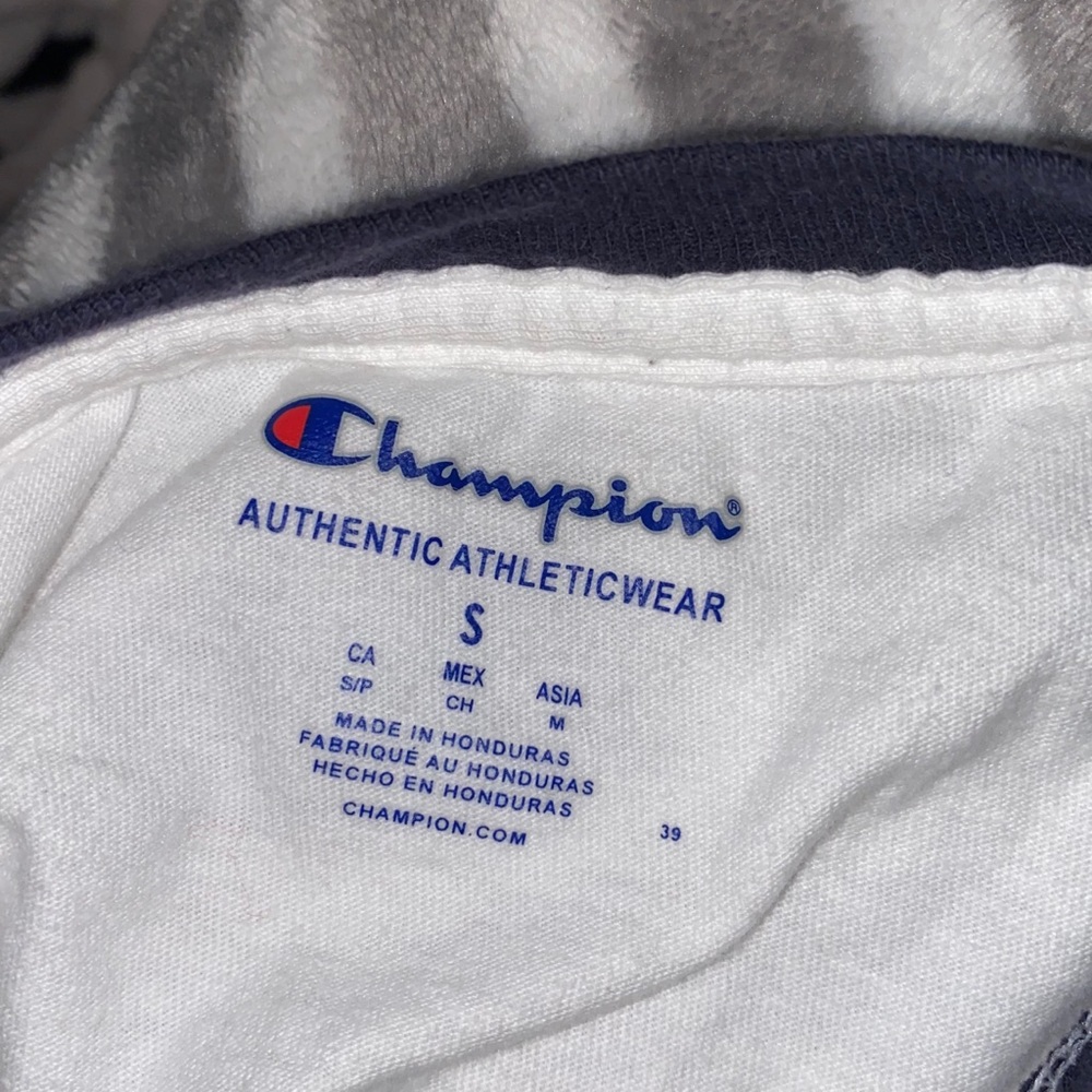 Champion Shirt - Picture 3 of 3